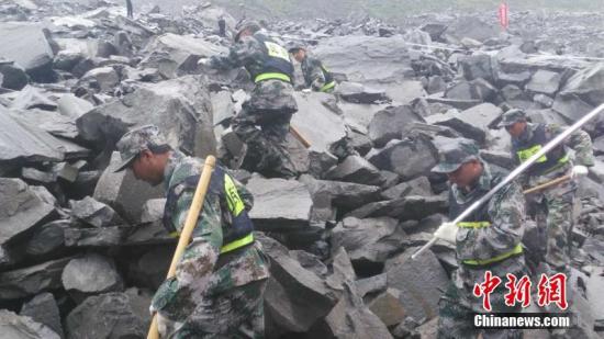 四川茂县山体垮塌原因确认62户120余人被掩埋