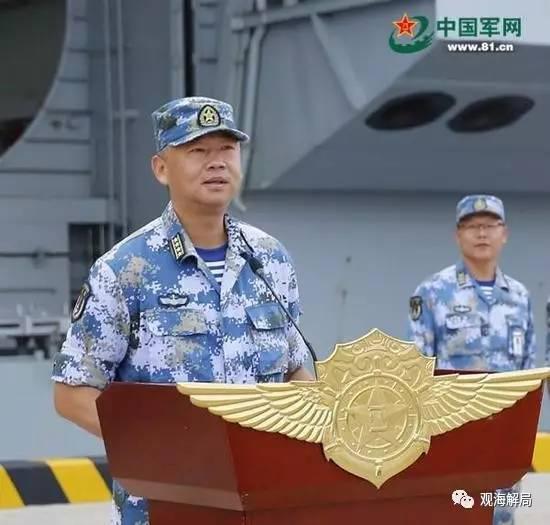 (辽宁舰舰长刘喆)