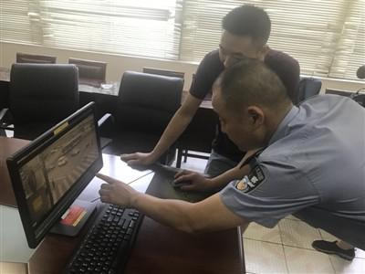 　　捷达车司机接受观察