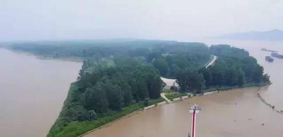 第一书记上任两年 让这个穷村大变样|旅游|江