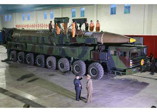△朝鲜4日宣布洲际弹道导弹火星-14试验发射成功/图自劳动新闻