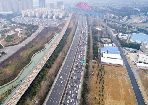 合肥经济总量城市排名_合肥经济学院宿舍图片(2)