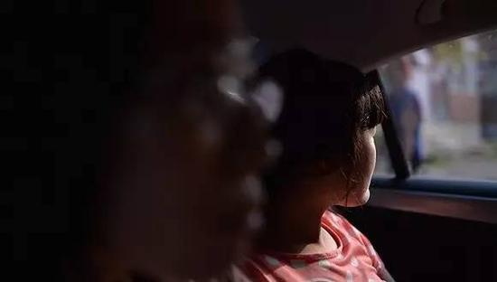 暗网销售人口_暗网人口拍卖图片
