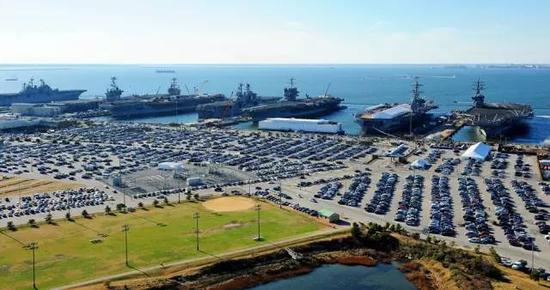 揭秘蛙人:各国海军为何都害怕这个“水下幽灵”|潜水员|蛙人|舰艇_新浪新闻