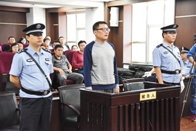 9月13日,被告人王旭光侵犯公民个人信息案在辽宁省沈阳市大东区法院公开审理。图为受审时的王旭光。大东区法院供图