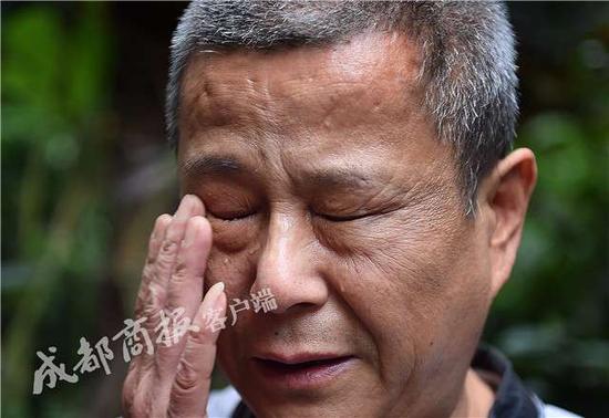 在与这对掉去孩子的夫妻交谈中,记者发清楚明了一些问题。