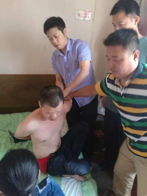 高某，39岁，温州平阳县人，在安吉经营一家小足浴店，偶尔开网约车赚点外快。