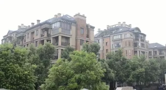 这到底是怎么回事?