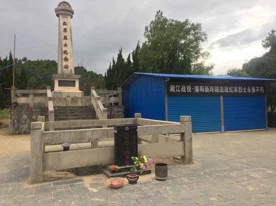 灌阳县是广西贫困县,经济落后,经多方筹款,位于酒海井的红军烈士纪念碑于2004年建成及开放