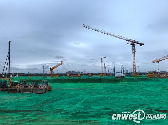 游泳跳水馆基地