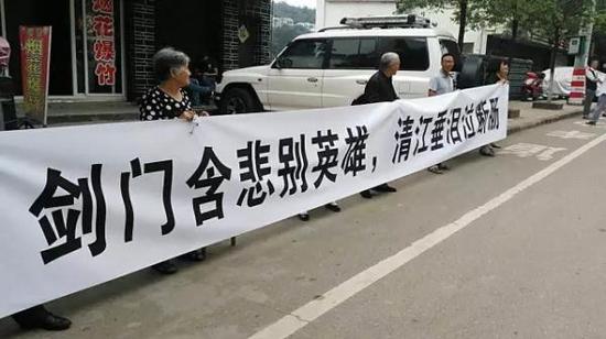 从小怀揣“警营梦”,入职仅四个月