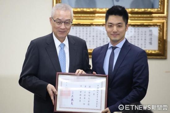 国民党主席吴敦义、国民党“立委”蒋万安。(图片来源:台湾“东森新闻云”)