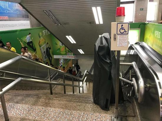 台铁台北车站被爆料无障碍设施装了却不给需要的身心障碍人士使用。(图片来源:“联合新闻网”)