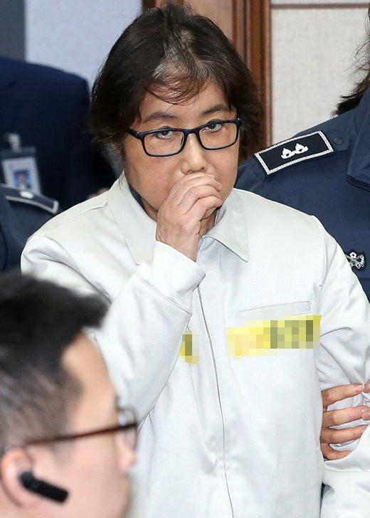 1508470244772802.jpg 崔顺实自称“遭受精神拷打”