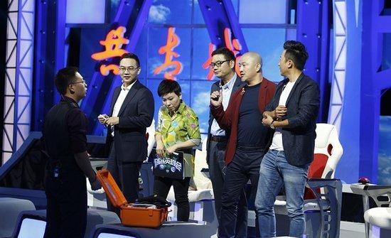 央视前主播郎永淳被传酒驾遭拘 曾主持新闻30分