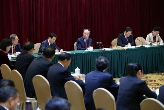 王岐山最新文章 到底透露了什么关键信息？