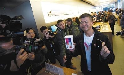 iPhoneX黄牛价降至官网价 黄牛:仨月被苹果坑两次