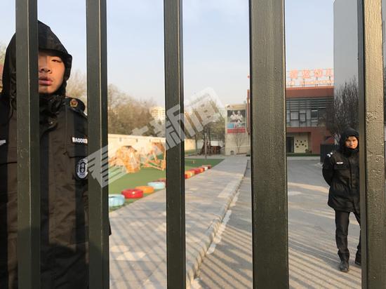 法制晚报·看法新闻 摄影记者黑克