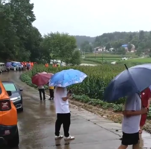 △ 網民發佈現場畫面