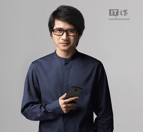 对此,韩寒今天晚上发布长文发表自己的看法。