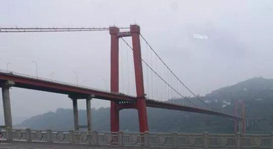 ▲忠县长江大桥(上图来自google earth,下图为实景照片。)