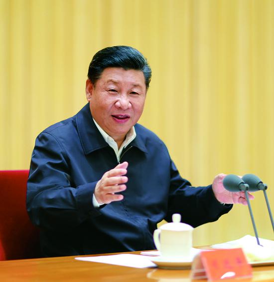 2018年7月3日至4日,全国组织工作会议在北京召开。中共中央总书记、国家主席、中央军委主席习近平出席会议并发表重要讲话。 新华社记者 鞠鹏/摄