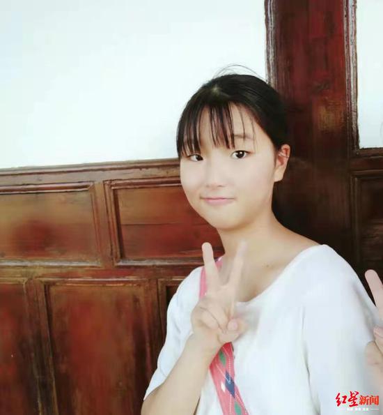 「博雅娱乐」化妆品代购找吴昕?她推荐的美妆原来暗藏心机!