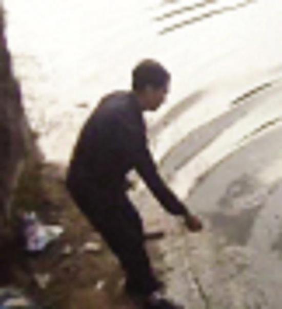开豪车住洋房,保时捷女老公童小华所长何方神圣?一则旧闻疑露真容