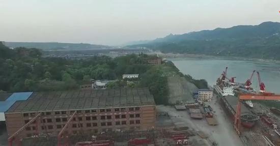 (图为生产033型潜艇的国营432厂)
