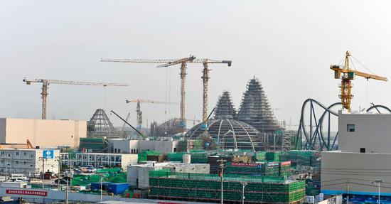  1月7日，北京城市副中心举办首场新闻发布会，介绍环球影城和副中心站交通枢纽建设情况。白继开摄