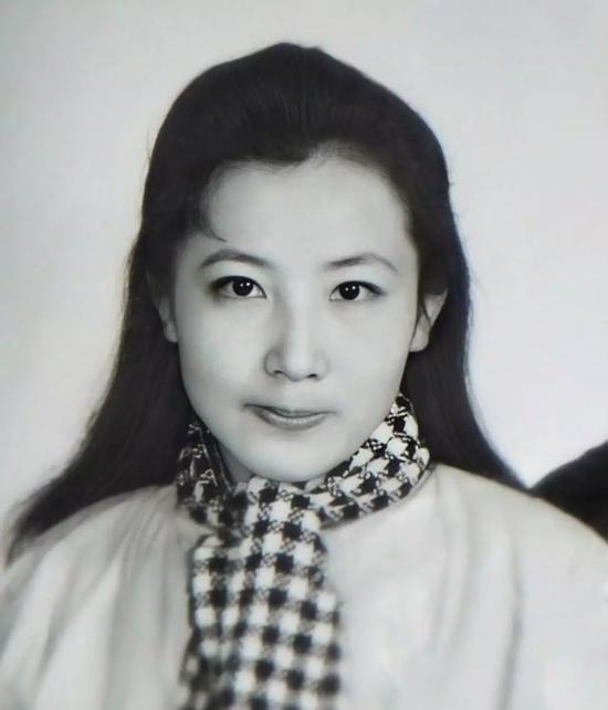 涉命案“高颜值”女嫌犯新年继续被通缉 悬赏