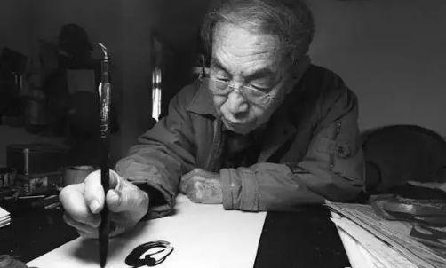 朋友们知道后都笑话他异想天开