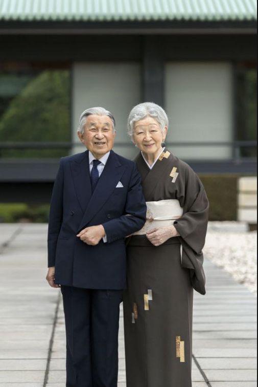 (图 Via The Mainichi/the Imperial Household Agency)
