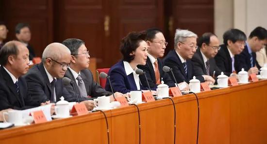 △2018年12月17日,国家监委召开第一届特约监察员聘请会议