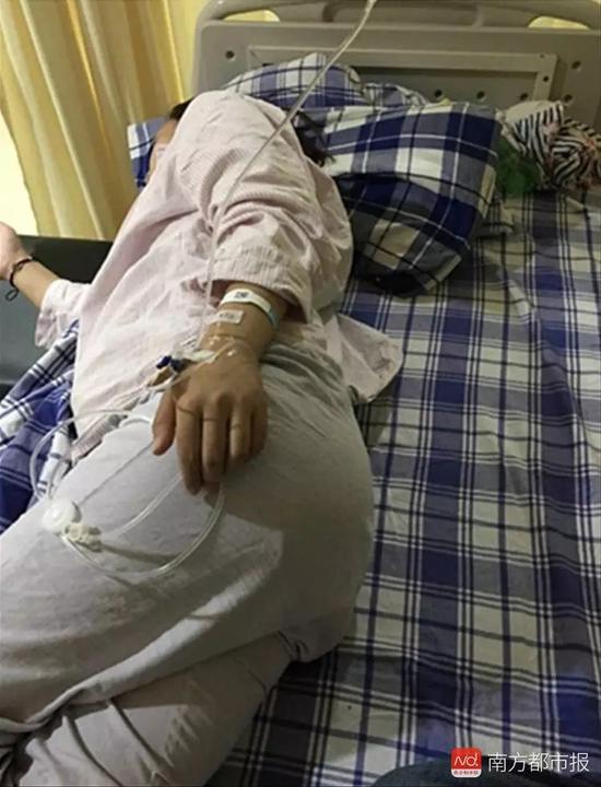 孕妇在医院的照片。图片来自微博