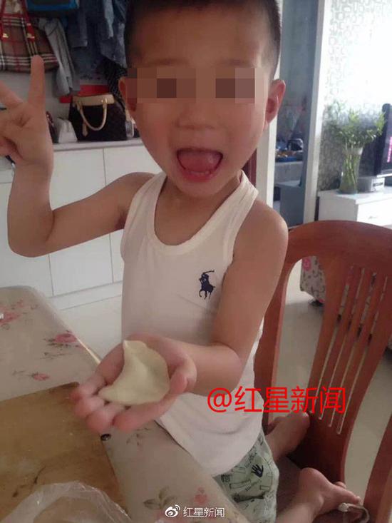 陕西渭南继母虐童案30日将开庭 男童至今仍昏迷