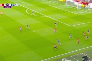 近6轮4负！曼联3-4布伦特福德 加纳乔传射芒特破球荒德里赫特伤退