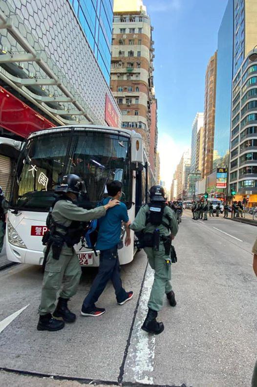 香港警员脸书截图