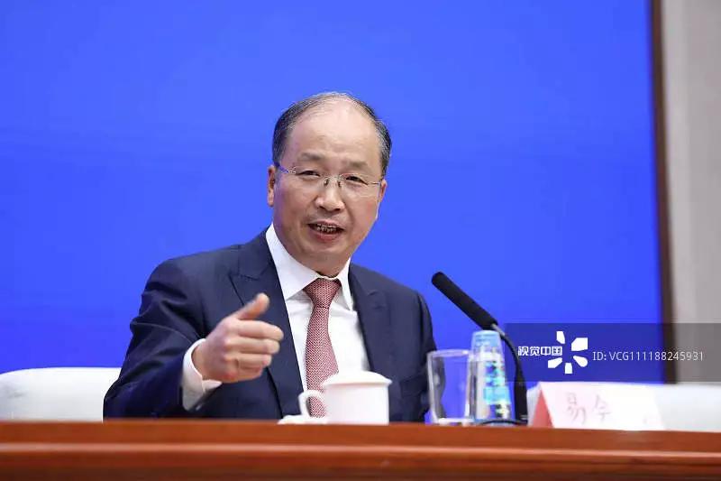 1.4亿股民是需要新证监会主席 还是新资本市场