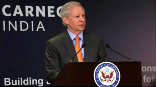 美国驻印度大使肯尼斯·贾斯特