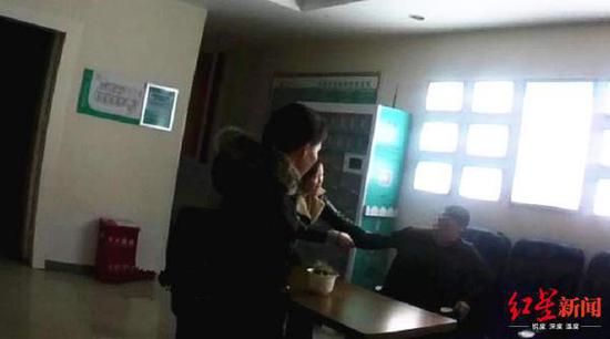 男子找前妻复婚遭拒绝 多次纠缠涉寻衅滋事被刑拘
