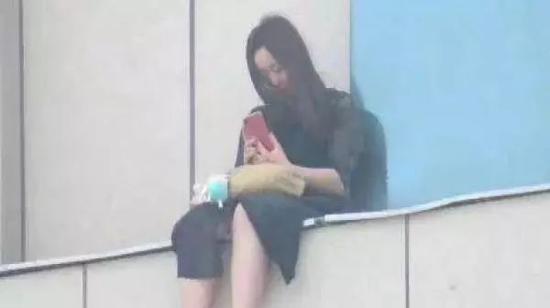 侠客岛评甘肃女生跳楼:不要让人血馒头的悲剧重演