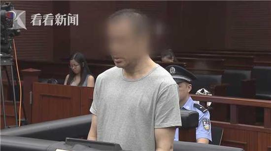 女子头等舱邂逅“机长” 被勒令打胎还被骗60万元