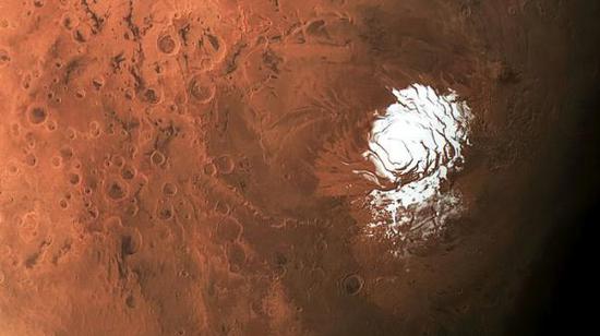 欧空局用雷达探得火星南极冰盖下有大湖