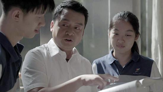 (何杰 教师)