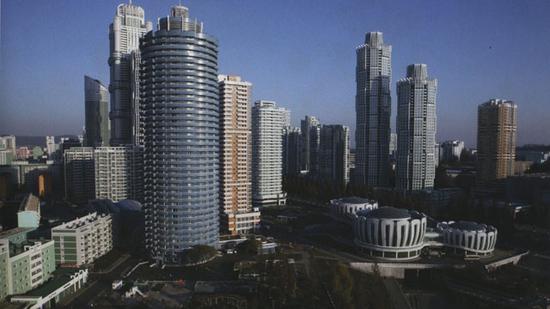 1549961137711650.jpg 图为朝鲜平壤的黎明大街(KBS新闻)