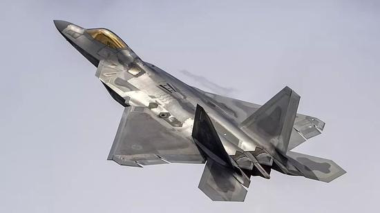 ▲F-22战斗机