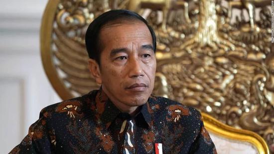 印尼女子悄悄录下领导的性骚扰通话 因此被送监狱