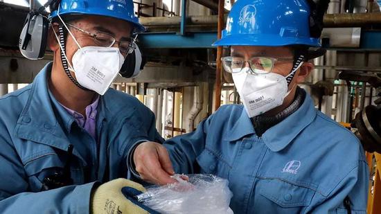 侠客岛：不缺口罩的日子 还要等多久？