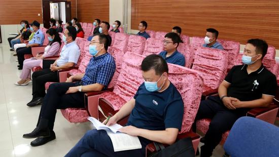 宁夏司法厅原厅长陈栋桥受审:受贿超两千万人民币、3万美元